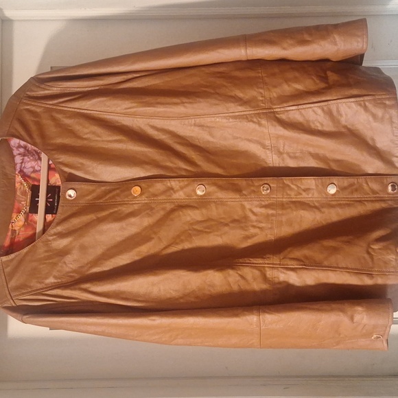 Isaac Mizrahi Live! Brown Leather Jacket Coat, Floral Linging, Womens Size 28W - Picture 2 of 4